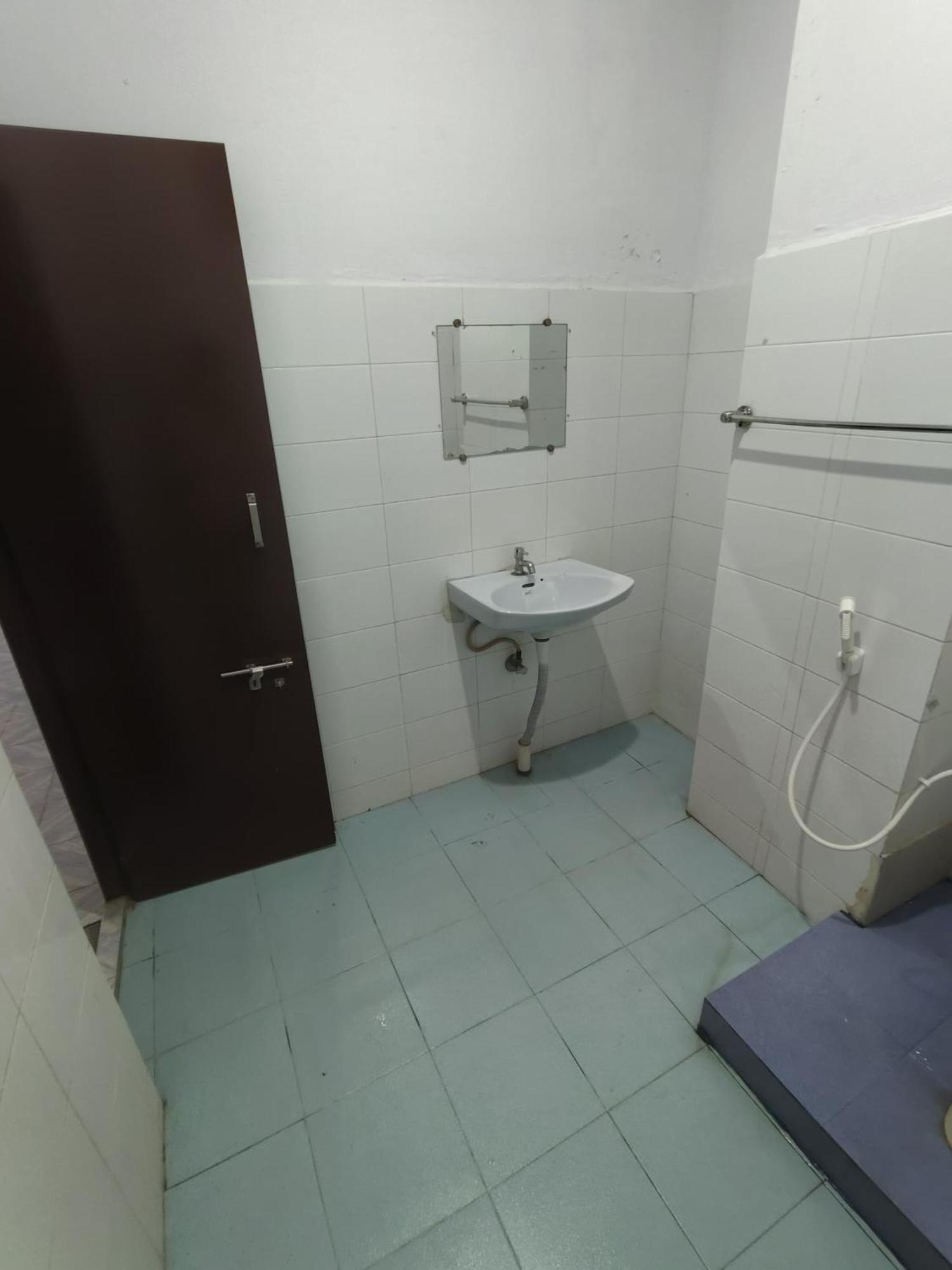 Arihanth Deluxe Lodge Шимога Екстериор снимка